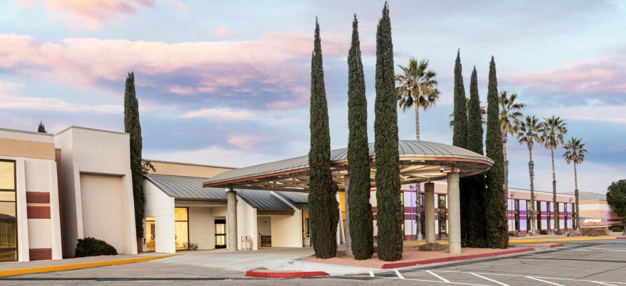 Apache Gold Resort Hotel & Casino Globe Exterior photo